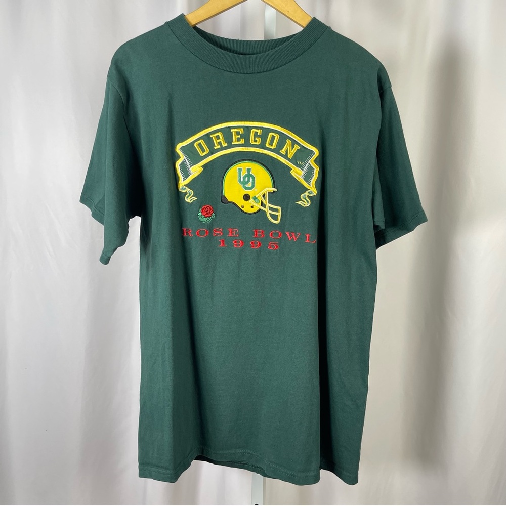 Vintage 1995 Midwest Embroidery Oregon Ducks Rose Bowl Embroidered Graphic Tee